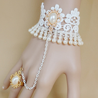 Gotisk armbånd ring, Lace, med Glass Pearl & Zinc Alloy, med 2.7lnch extender kæde, forgyldt, justerbar & for kvinde, nikkel, bly & cadmium fri, Størrelse:6, Solgt Per Ca. 5.1 inch Strand