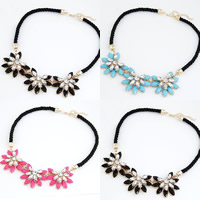 Resin Necklace Zinc Alloy with Nylon Cord with 5cm extender chain Flower gold color plated for woman & with resin rhinestone lead & cadmium free 40cm Sold Per Approx 15.5 Inch Strand
