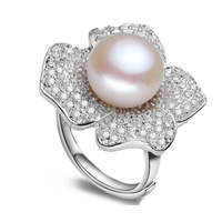 Cubic Zircon Brass Finger Ring, with Freshwater Pearl, Leaf, real silver plated, natural & with cubic zirconia, white, lead & cadmium free, 11-12mm, US Ring Size:7.5, Sold By PC