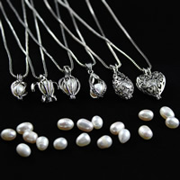 天然淡水真珠のネックレス, 亜鉛合金, とともに パール, プラチナカラーメッキ, 異なるスタイルを選択 & 女性用 & くり抜き, 31x18mm, で販売される 約 17.5 インチ ストランド