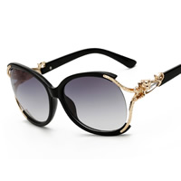 Fashion Sunglasses PC Plastic with PC plastic lens & Crystal & Zinc Alloy gold color plated Unisex Sold By PC