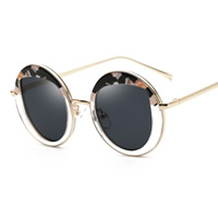 Fashion Sunglasses PC Plastic with PC plastic lens & Zinc Alloy Flat Round plated Unisex Sold By PC