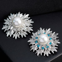 Plastic Pearl Brooch Zinc Alloy with ABS Plastic Pearl Flower platinum color plated for woman & with rhinestone lead & cadmium free Sold By Bag