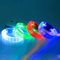 Meka PVC Glas aktiviran treperi Bangle, s ABS plastike, bez spolne razlike & LED, više boja za izbor, 19mm, 22mm, Unutarnji promjer:Približno 64mm, Dužina Približno 8.6 inčni, Prodano By PC