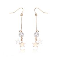 Zinklegierung Ohrringe, mit ABS-Kunststoff-Perlen, Eisen Haken, Stern, goldfarben plattiert, für Frau, frei von Blei & Kadmium, 65mm, verkauft von Paar