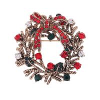 Christmas Brooches Zinc Alloy Christmas Wreath antique gold color plated Unisex & Christmas jewelry & with rhinestone lead & cadmium free Sold By PC