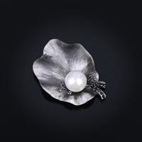 Kunststoffperlenbrosche, Zinklegierung, mit ABS-Kunststoff-Perlen, antik silberfarben plattiert, für Frau & mit Strass, keine, frei von Blei & Kadmium, 65x47mm, verkauft von PC