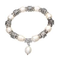 Bracelet en perles de culture d'eau douce, perle d'eau douce cultivée, avec alliage de zinc, riz, Plaqué de couleur d'argent, pour femme & avec strass, blanc, 8-9mm, Vendu par Environ 7 pouce brin