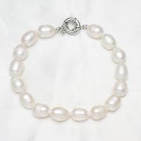 Bracelet en perles de culture d'eau douce, perle d'eau douce cultivée, avec laiton, riz, Placage de couleur platine, pour femme, blanc, 8-9mm, Vendu par Environ 7.5 pouce brin