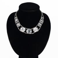 Glasperlen Halsketten, Zinklegierung, mit Glas, Platinfarbe platiniert, für Frau, frei von Blei & Kadmium, 25x20mm, verkauft per ca. 16 ZollInch Strang