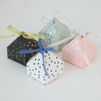 Papier Wedding Candy Box, met Satijnen lint, Duurzame, meer kleuren voor de keuze, 60x60x75mm, 50pC's/Lot, Verkocht door Lot