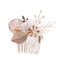 Braut Dekoratives Haarkämmchen, Zinklegierung, mit ABS-Kunststoff-Perlen & Kristall, silberfarben plattiert, für Braut & facettierte & mit Strass, frei von Blei & Kadmium, 55x70mm, verkauft von PC