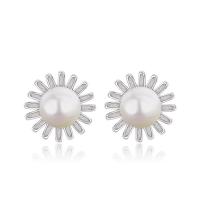 925 Sterling Silver Stud Earring with Freshwater Pearl Flower natural & for woman Sold By Pair