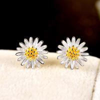 925 Sterling Silver Stud Earrings Daisy plated for woman & two tone Sold By Pair