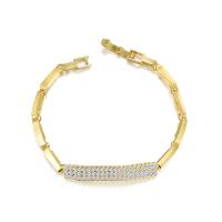 Bracelet en alliage de zinc, Placage de couleur d'or, pour femme & avec strass, 40x7mm, Diamètre intérieur:Environ 50mm, Vendu par Environ 6.18 pouce brin