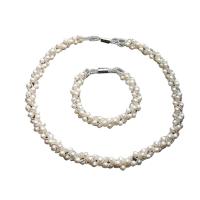 Naturliga Odlade Sötvatten Pearl Jewelry Sets, armband & halsband, Freshwater Pearl, med Glass Seed Beads, mässing magnetlås, Potatis, vit, 4-5mm, Längd Ca 17.5 inch, Ca 7 inch, Säljs av Ställ