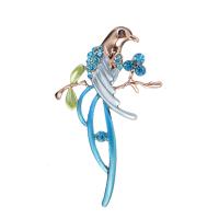 Zinc Alloy Brooches Bird gold color plated for woman & with rhinestone nickel lead & cadmium free 60*35mm Sold By Lot