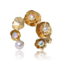 Zinc Alloy Brooches with Plastic Pearl plated for woman & with rhinestone nickel lead & cadmium free 36*33mm Sold By PC