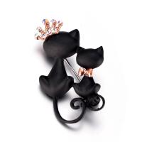 Zinc Alloy Brooches Cat gold color plated Unisex & with rhinestone nickel lead & cadmium free 43*26mm Sold By Lot