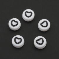 Acryl Schmuck Perlen, flache Runde, mit einem Muster von Herzen, weiß, 4x7mm, Bohrung:ca. 1mm, ca. 3700PCs/Tasche, verkauft von Tasche