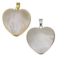 Messing hjerte Vedhæng, med White Shell, Heart, forgyldt, flere farver til valg, nikkel, bly & cadmium fri, 31x33x10mm, Hole:Ca. 4x7mm, Solgt af PC