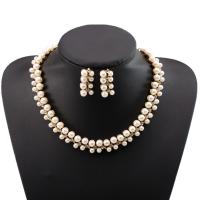 Conjuntos de joyería de aleación de zinc, pendiente & collar, con Perlas plásticas, chapado, 2 piezas & para mujer & con diamantes de imitación, dorado, libre de níquel, plomo & cadmio, Vendido por Set
