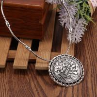 Tibetan Style Jewelry Necklace, plated, fashion jewelry & for woman, silver color, nickel, lead & cadmium free, Sold By Strand