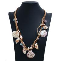 Colliers coquillage, coquille, avec corde en nylon, Placage, bijoux de mode & pour femme, Vendu par brin