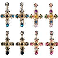 Boucles d'oreilles pendantes en laiton, croix, Placage de couleur d'or, pour femme & avec strass, plus de couleurs à choisir, 70*30mm, Vendu par paire