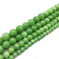 окрашенная Jade Бусины, Круглая, разный размер для выбора, зеленый, отверстие:Приблизительно 1mm, Продан через Приблизительно 14.9 дюймовый Strand