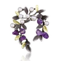 Zinklegierung Broschen, mit Kunststoff Perlen, plattiert, Modeschmuck & für Frau, violett, frei von Nickel, Blei & Kadmium, 42x49mm, verkauft von PC