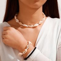Shell Smykke sæt, armbånd & halskæde, Terylene Cord, med Shell & Zinc Alloy, 2 stykker & mode smykker & for kvinde, 20cm,33cm, Solgt af sæt