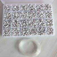 Alphabet Akril gyöngyök, Lapos kerek, DIY & zománc, fehér és fekete, 7mm, 1620PC-k/Box, Által értékesített Box