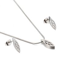 Fashion Stainless Steel Jewelry Sets Stud Earring & necklace Leaf 18K gold plated for woman & hollow nickel lead & cadmium free  Sold By Set