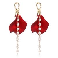 Boucles d'oreilles en alliage de zinc, avec perle de verre, Placage de couleur d'or, pour femme, rouge, protéger l'environnement, sans nickel, plomb et cadmium, 24x64mm, Vendu par paire