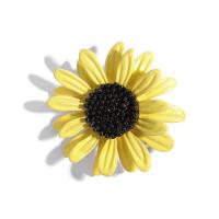 Zinc Alloy Brooches with 18K Gold Sunflower painted fashion jewelry & for woman nickel lead & cadmium free Sold By PC