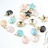 Zinc Alloy Enamel Pendants with enamel plated random style & fashion jewelry & DIY mixed colors nickel lead & cadmium free Sold By Lot
