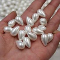 Die Hälfte gebohrt Südsee Shell Beads, Seemuschel, Tropfen, plattiert, DIY & verschiedene Größen vorhanden, weiß, 7*10mm, 20PCs/Tasche, verkauft von Tasche