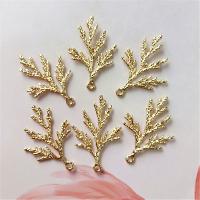 Zinc Alloy Leaf Pendants DIY golden Sold By Bag
