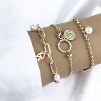 Bracciale in lega di zinco, lega in zinco, with perla in plastica, tre pezzi & gioielli di moda, dorato, Venduto da filo