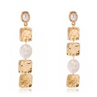 Freshwater Pearl Earrings Zinc Alloy gold color plated for woman white nickel lead & cadmium free Sold By Bag