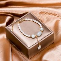 Süßwasser Zuchtperlen Armband, Perlen, mit Jadeit & Messing, Keishi, poliert, Modeschmuck & für Frau, weiß, 190mm, verkauft von Strang
