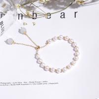 Bracelet en perles de culture d'eau douce, perle, avec laiton, Rond, Placage, bijoux de mode & pour femme, blanc, 190mm, Vendu par brin