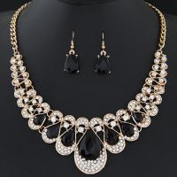Zink Alloy Jewelry Sets, örhänge & halsband, med Glas, Dropp, guldfärg pläterade, svart, leda & kadmiumfri, 450mm, Längd Ca 17.720 inch, Säljs av Ställ