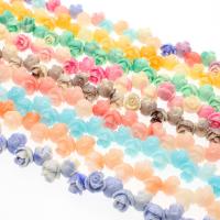Perles de corail synthétiques, fleur, gravé, DIY & multiple tailles pour le choix, plus de couleurs à choisir, Vendu par brin