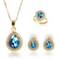 Cink ötvözet Ékszerek, finger ring & fülbevaló & nyaklánc, arany színű aranyozott, a nő & strasszos, kék, nikkel, ólom és kadmium mentes, Által értékesített Set