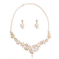 Zinc Alloy Jewelry Sets Stud Earring & necklace with Rhinestone 2 pieces & fashion jewelry Sold By Set
