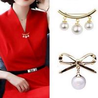 Tibetan Style Brooches, with Plastic Pearl, fashion jewelry, more colors for choice, 3.3x3CM, Sold By PC