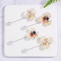 Zinc Alloy Brooches with Rhinestone & Plastic Pearl fashion jewelry Sold By PC
