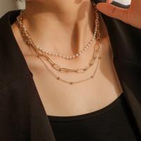 Mode Multi Layer halskæde, Zinc Alloy, med Plastic Pearl, mode smykker & flerlags, gylden, Solgt af Strand